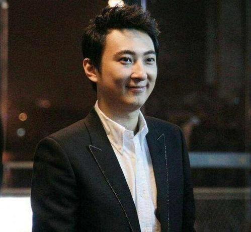 吃瓜娱乐圈博主,揭秘明星幕后故事